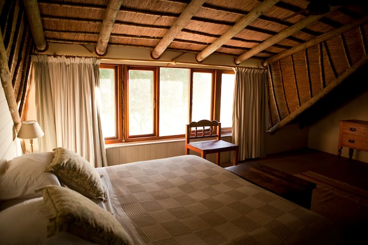 Спалня на горния етаж