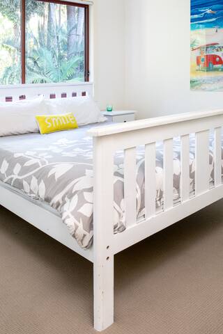 Hillside Parade gallery image 5