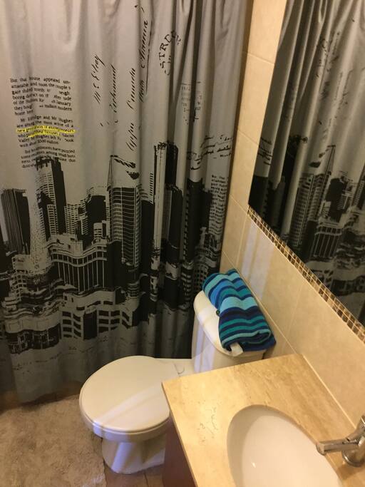 Baño en suite.