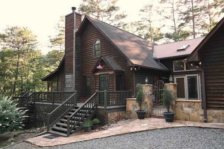 Cozy Cabin Retreat
 In Ellijay Ga Sleeps 12 - Ellijay, GA