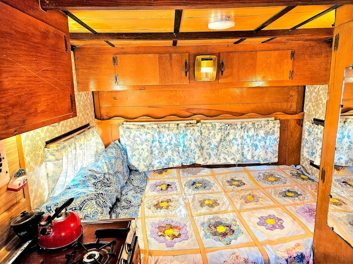 Full bed memory foam (sleeps 2)