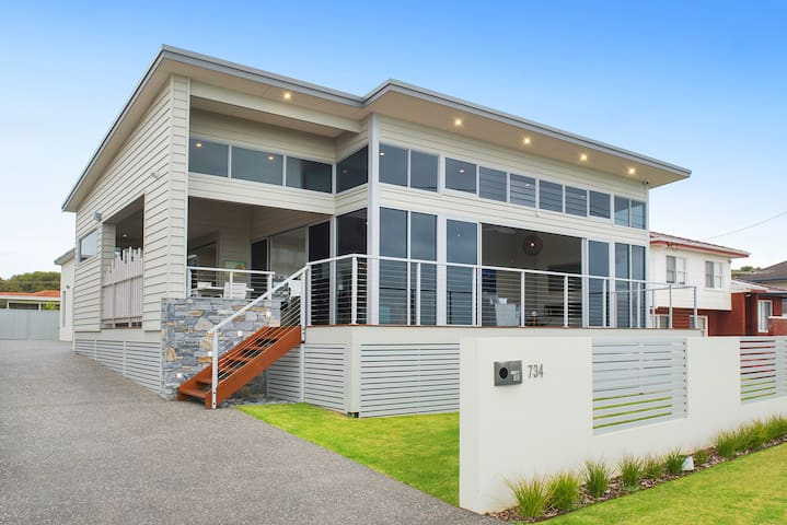 Busselton Beachside – A Splash of Heaven