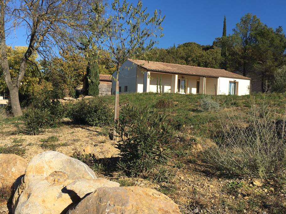 Mazet blanc 1 couchage et pièces communes