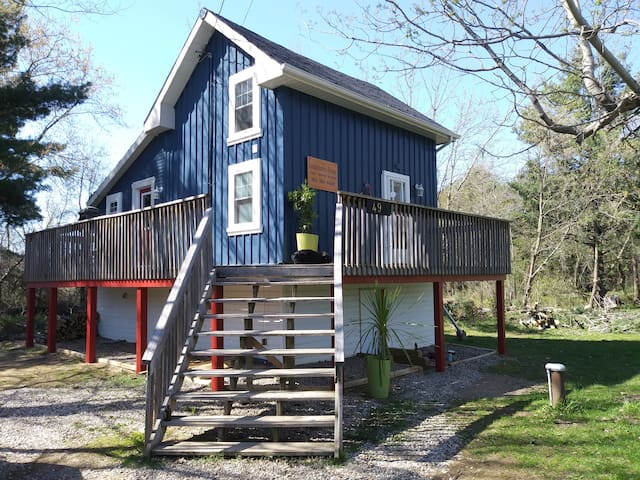 Airbnb Newboro Vacation Rentals Places To Stay Ontario
