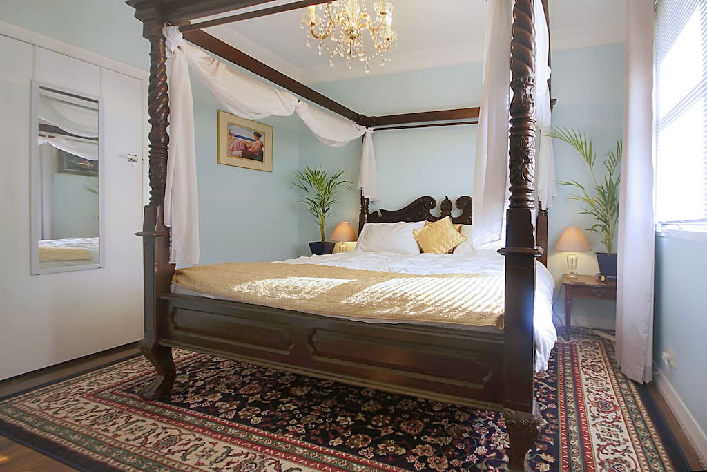 King Room with Widescreen TV