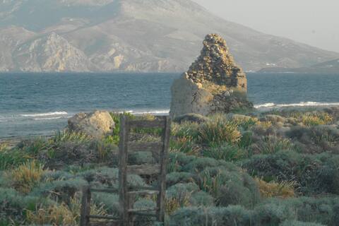 Aktìs Alòs, seaside Skiros Molos