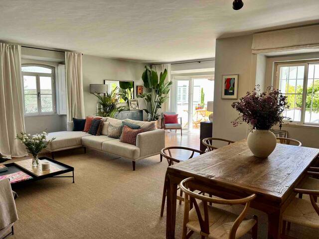 Charming family house in the heart of Cascais gallery image 5