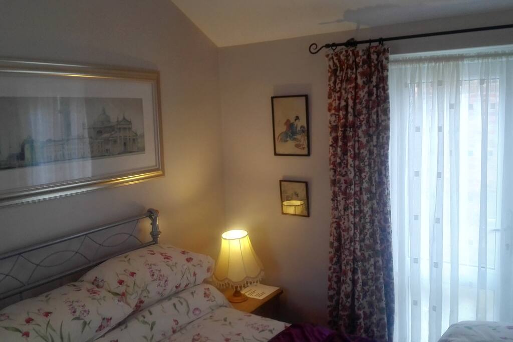 Comfortable and discrete, our rooms are detached and private