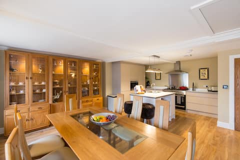 Historic Coaching Inn in heart of East Lothian