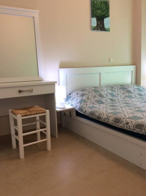 Bedroom No1 with 1 double bed