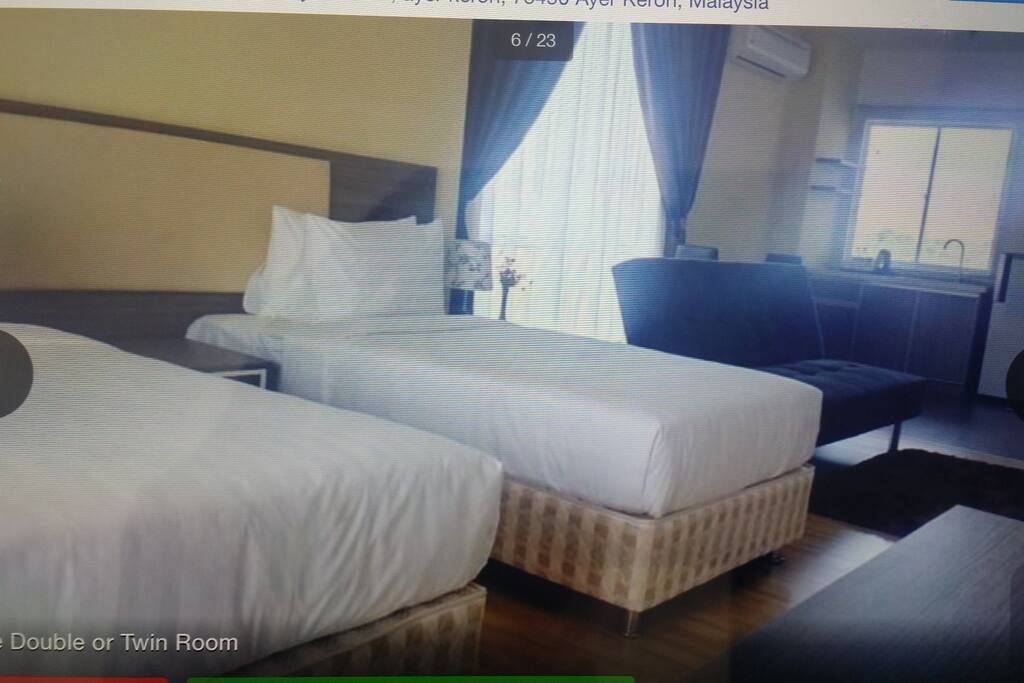 Deluxe twins room