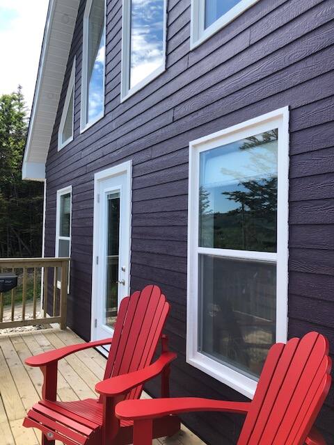 Bambury's 3 Bedroom Purple Chalet