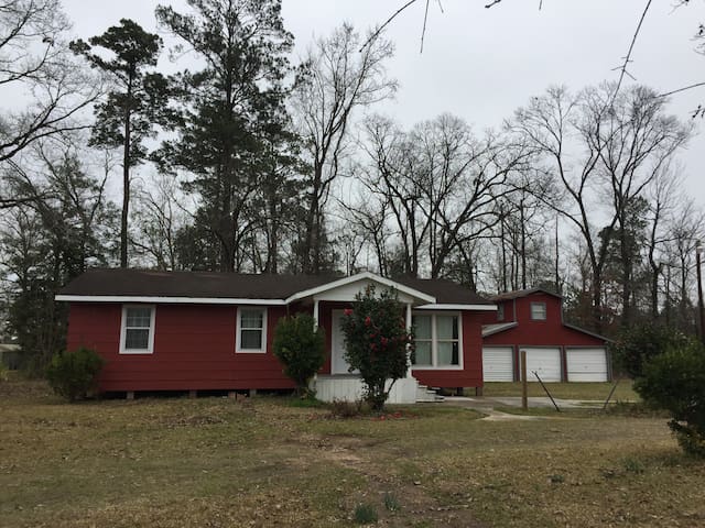 Airbnb San Augustine Vacation Rentals Places To Stay