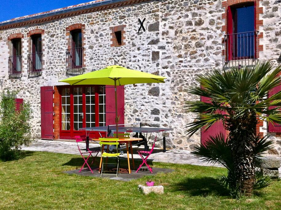 Terrasse et jardin exposés plein sud.