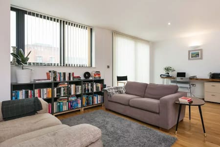 Cosy room in New Islington