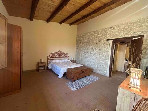 4-seater house in ancient village