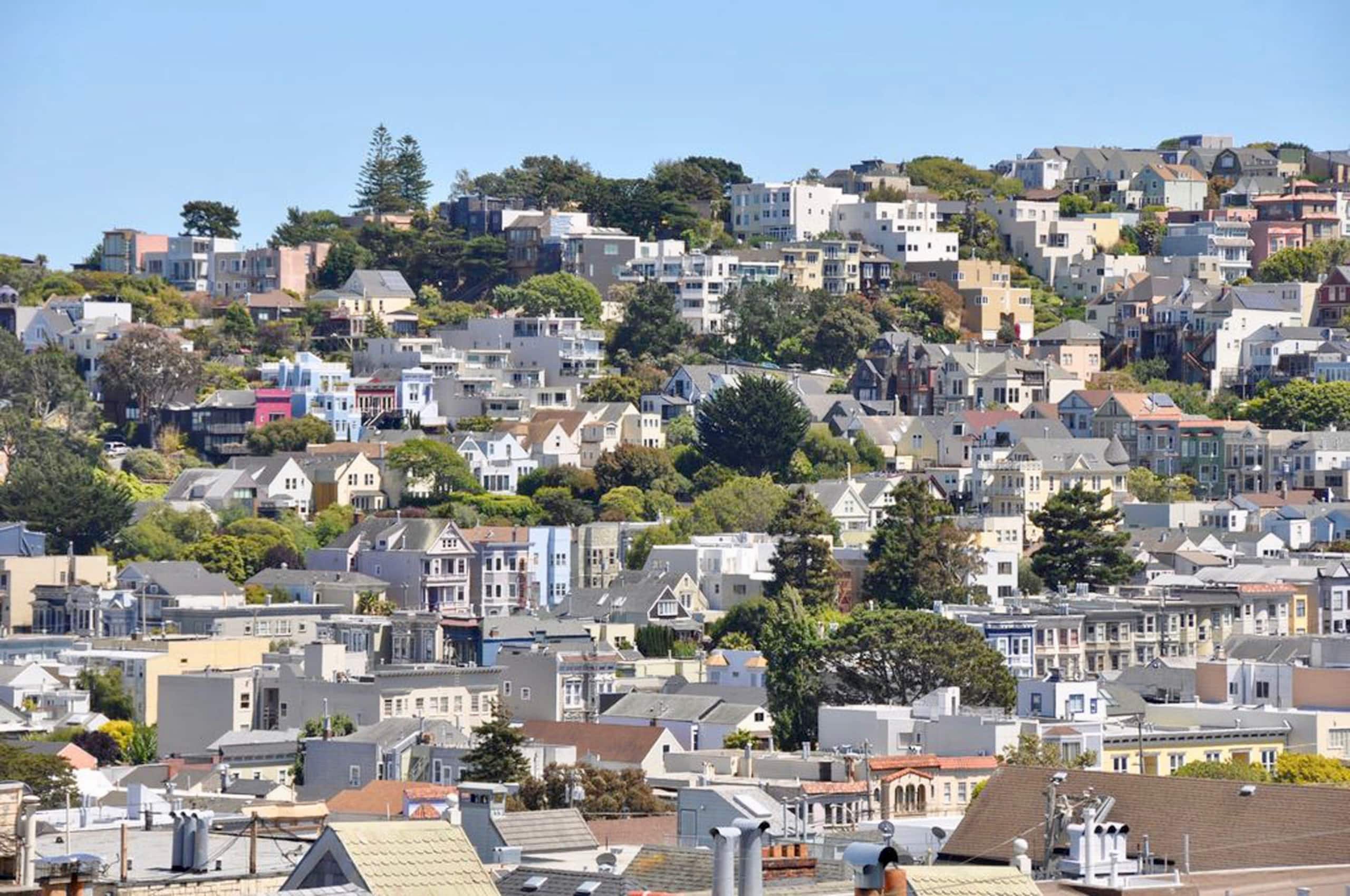 Home in San Francisco · ★4.96 · 6 bedrooms · 10 beds · 4 baths - Image 50