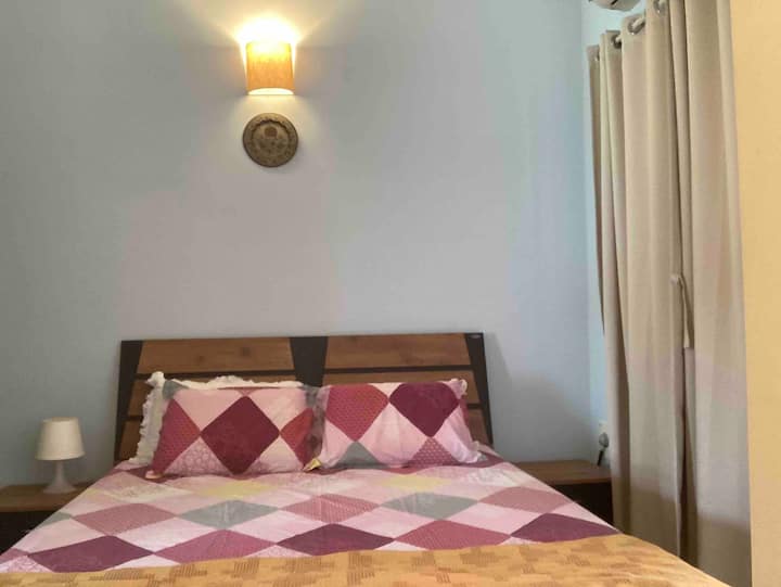 חדר שינה 2 - צמוד בקומה הראשונה 