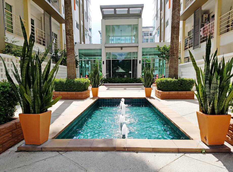 Luxury green area entrance. Yes! it is a quite place with greenery and a nature-friendly environment which you can recovery and take long deep breath as much as you like.