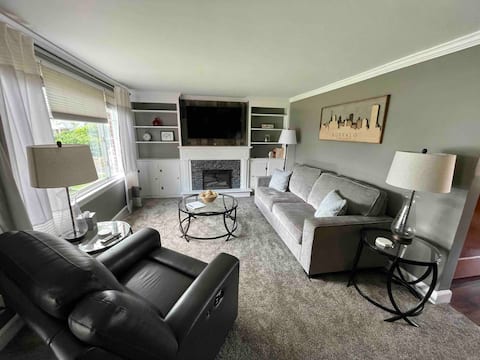 Popular Airbnb listing: *No Place like Home* in Cheektowaga