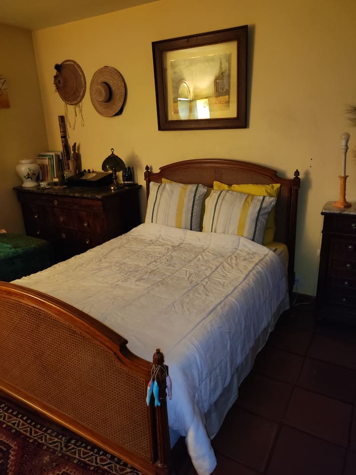 Chambre Dans Maison Caractère A - Port-de-Bouc