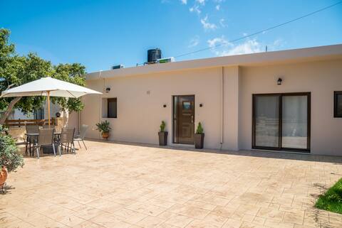 AMARANTOS HOUSE NEW 2018