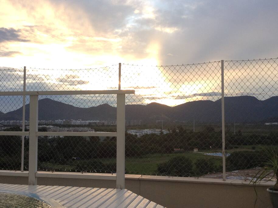 O mais lindo pôr do sol do Recreio