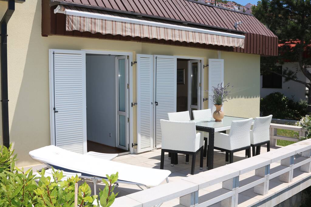 Terrasse Front
