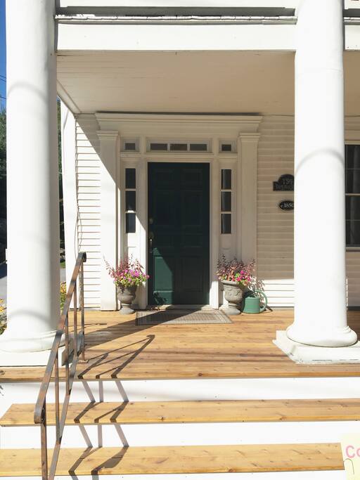 Welcome to your Home away from Home in Stowe