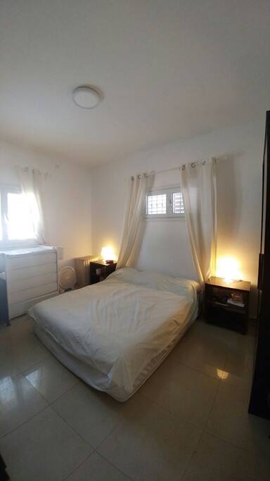 Bed room 1