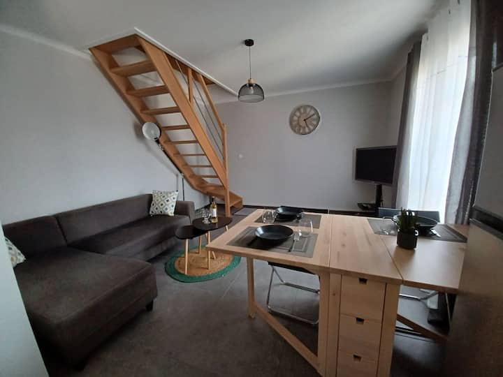 Beautiful apartment in small residence Condominiums for Rent in