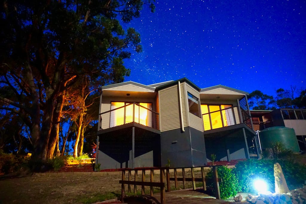 Our beautiful suites really light up on a starry Australian evening.