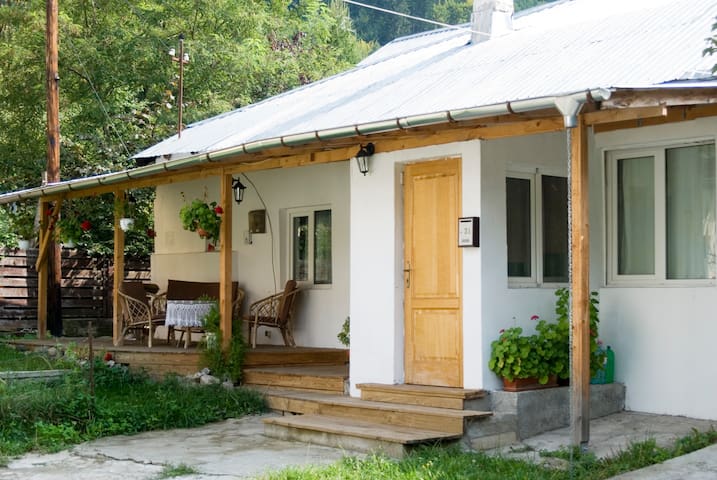 Casa Oprea, Central Cozy Chalet