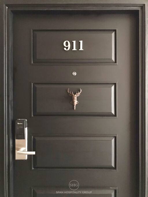 Eye-catching @ R911