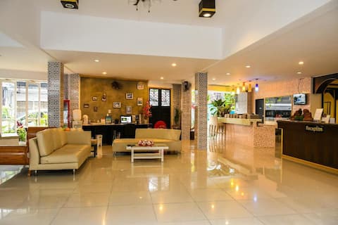 Krabi City Hotel [Standard Floor 4]