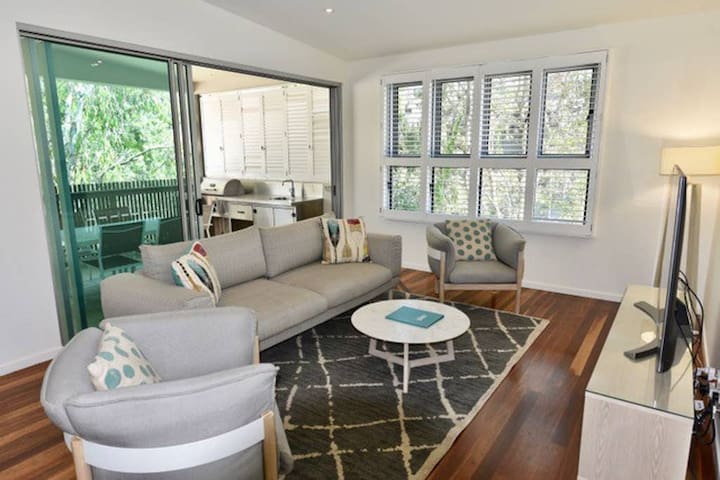 Byron Penthouse East on Byron 3 Bedroom