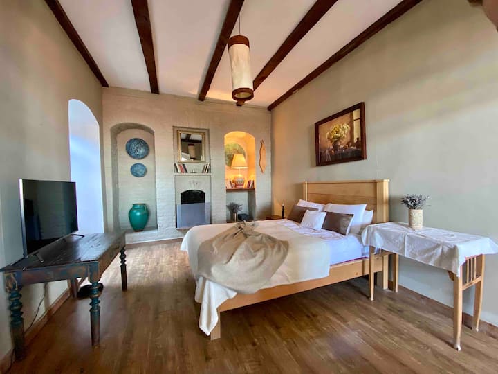 Dormitorio #1 con baño cerrado