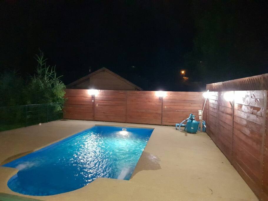 piscina cerrada para niños 1.70 metros de profundidad
