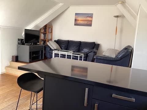 Popular Airbnb listing: Wadden Sea island, great view (4P) in Ballum
