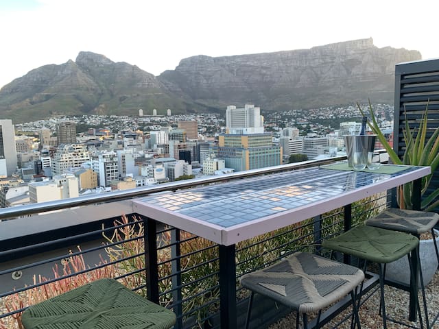 City Center Penthouse with private rooftop terrace