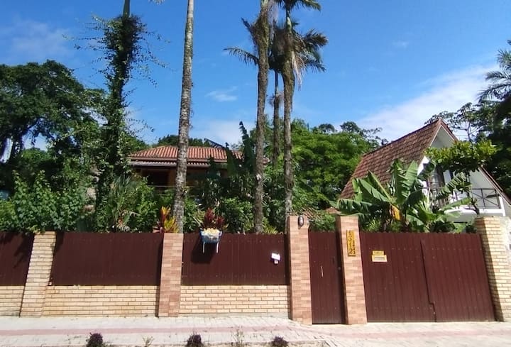 Simple apartment in Praia do Mariscal.