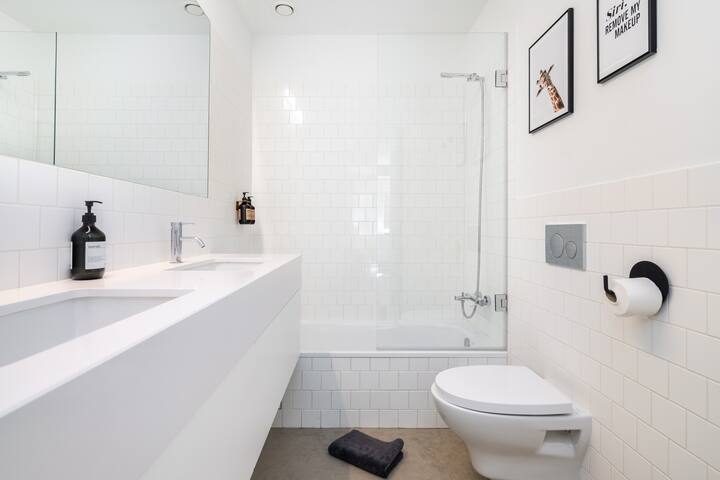 LS48 3 | Premium Location Perfect for Families gallery image 5