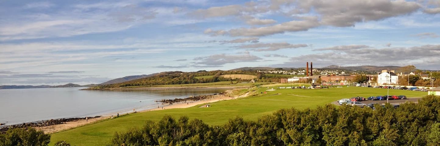 Irish Town House Buncrana, Wild Atlantic Way