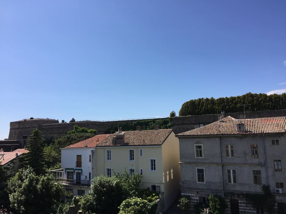 Le vista dalla camera da letto grande