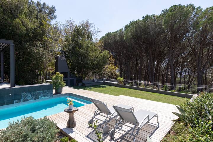 Higgo Bay gallery image 2