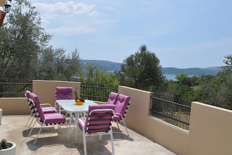 Myrtle Village Holiday Home - Tivat, Montenegro