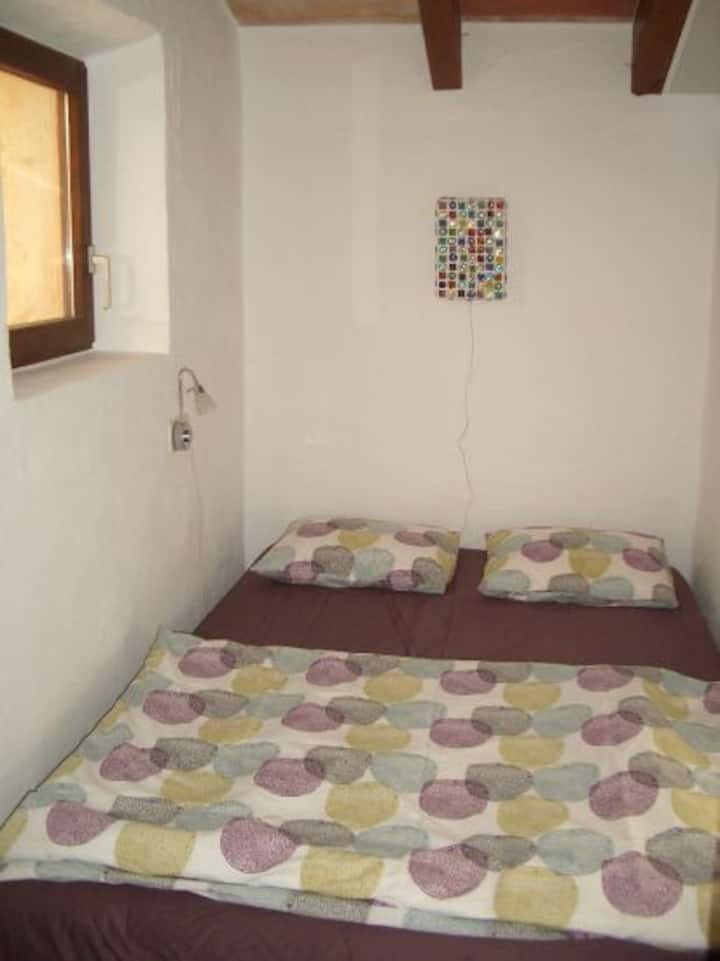 Kinderkamer OG (bed 140x200 - kamer 150x270)