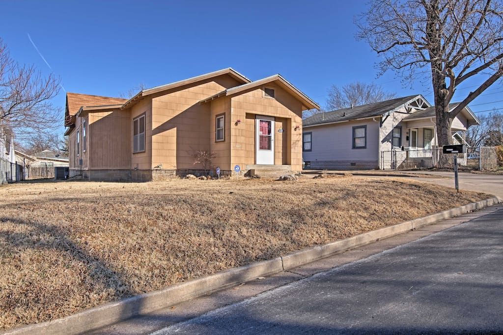 This home is just 10 minutes from downtown!