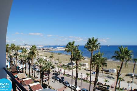 Krasas Beach - 1 bedroom apt with Sea View