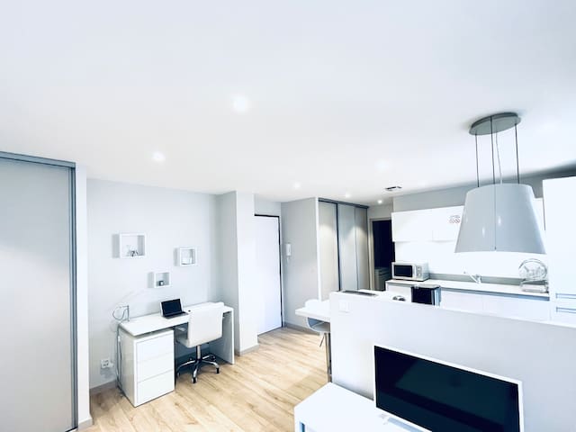 Loccity Aparthotels managed Airbnb listing 2